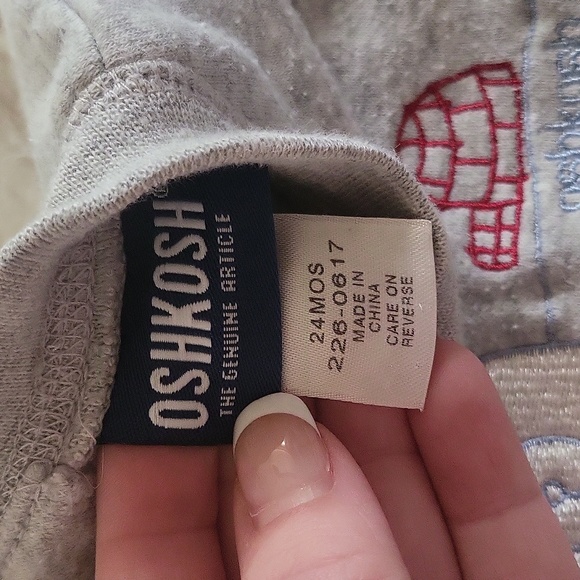 OSH KOSH Baby boy's polar bear sweatshirt size 24 months - Picture 3 of 4